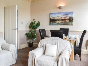 White Rose Apartment